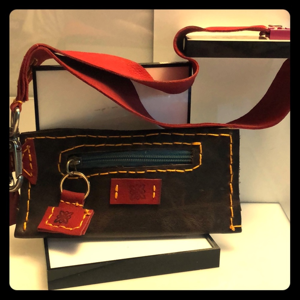 Handmade leather clutch wallet zipper pouch